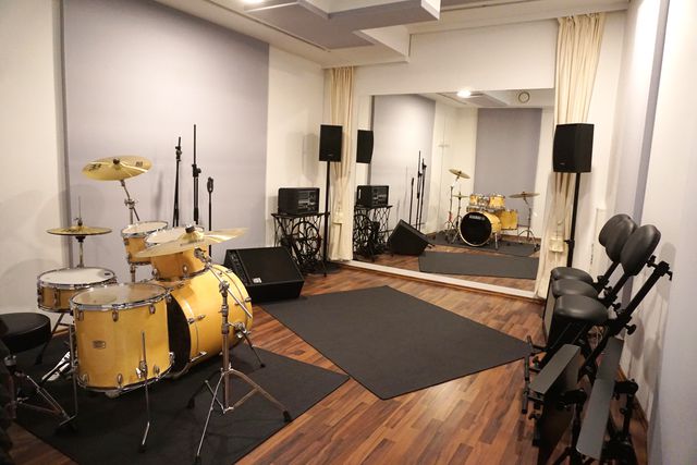Gallery preview image for nji Music Box, | Proberäume | Tonstudio | Musikunterricht