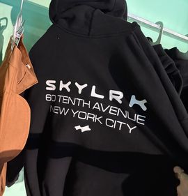 Profile image of clothing Skylrk