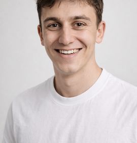 Portrait photo of Joshua Dashti